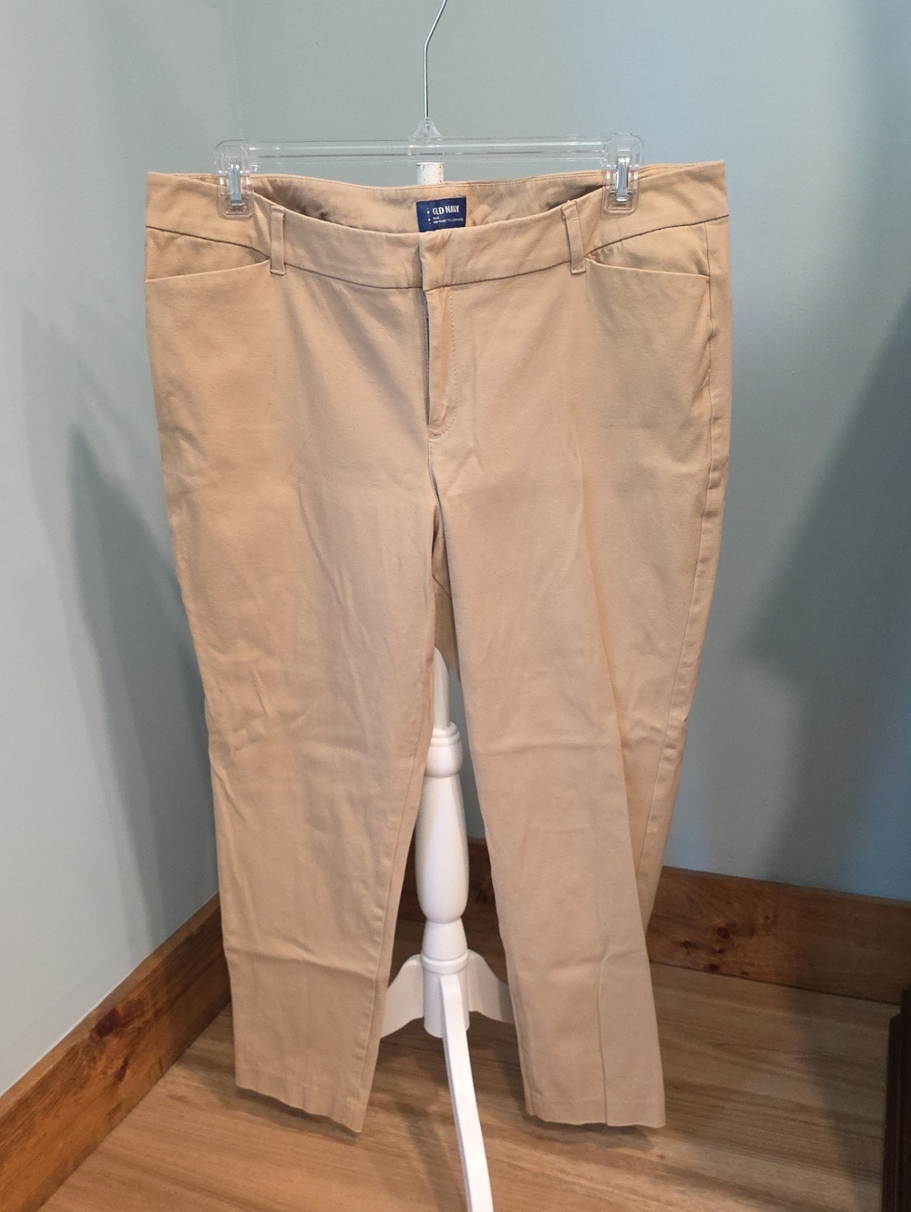 Old Navy Tall Pixie Pant 18
